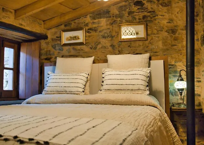 Casa Do By Refugio Ao Luar * Talasnal